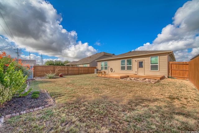10606 Century Farm, Converse, TX 78109