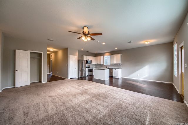 10606 Century Farm, Converse, TX 78109