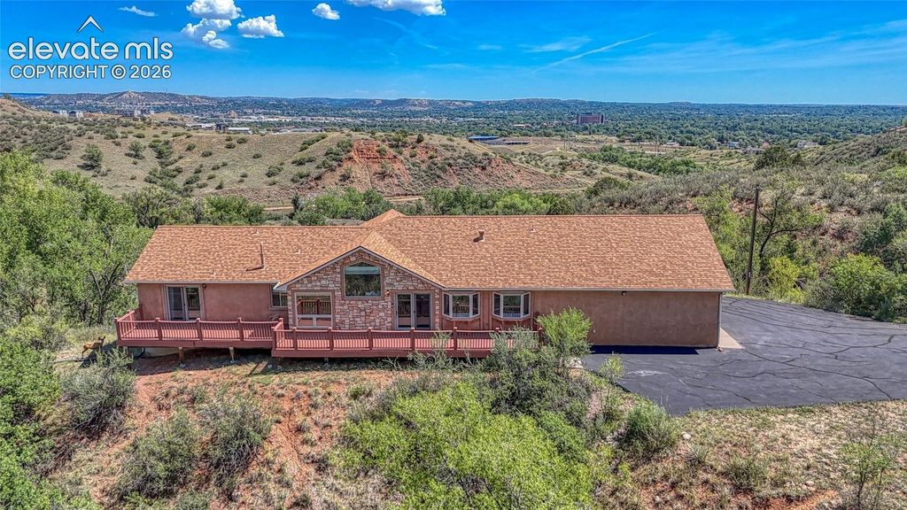 2205 Mesa Road, Colorado Springs, CO 80904 — photo 2