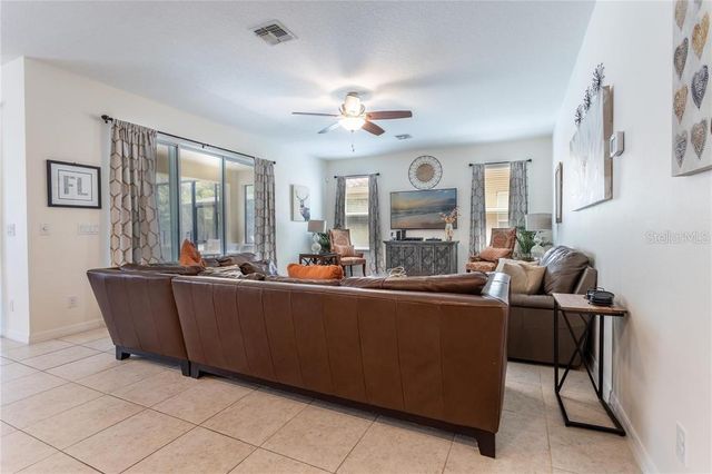 446 ORANGE COSMOS BOULEVARD, Davenport, FL 33837