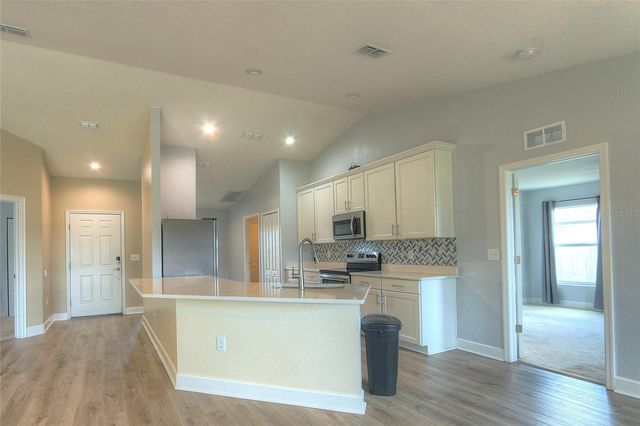 110 PLUM AVENUE, Frostproof, FL 33843