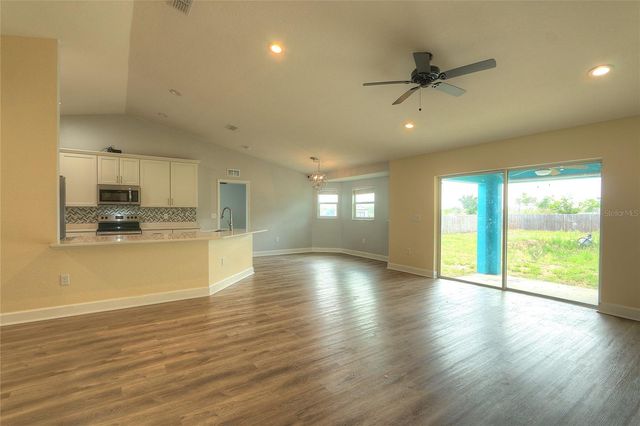 110 PLUM AVENUE, Frostproof, FL 33843