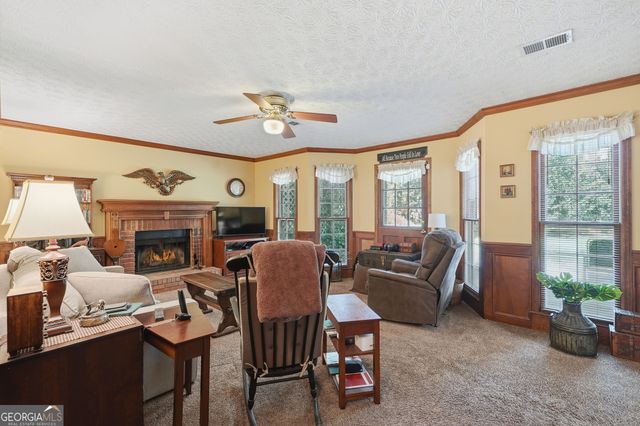 4849 Ridgewood Creek Drive NW, Acworth, GA 30102