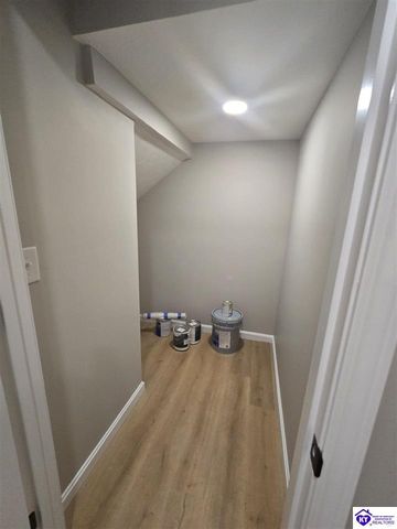 215 E Brown Street, Elizabethtown, KY 42701