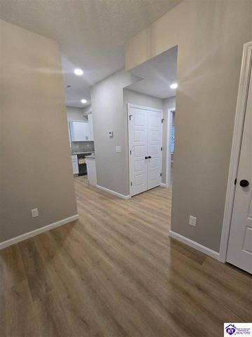 215 E Brown Street, Elizabethtown, KY 42701