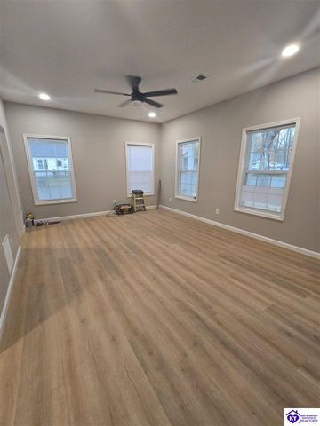 215 E Brown Street, Elizabethtown, KY 42701