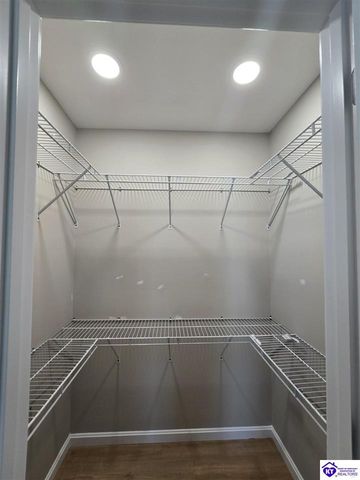 215 E Brown Street, Elizabethtown, KY 42701