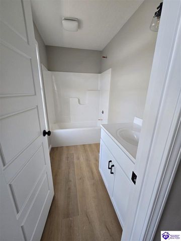 215 E Brown Street, Elizabethtown, KY 42701