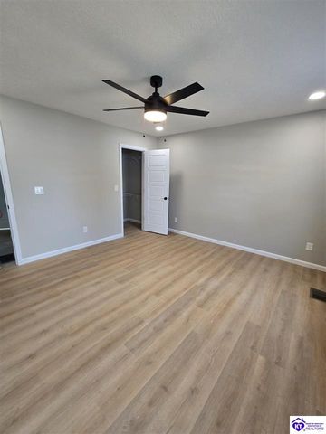 215 E Brown Street, Elizabethtown, KY 42701