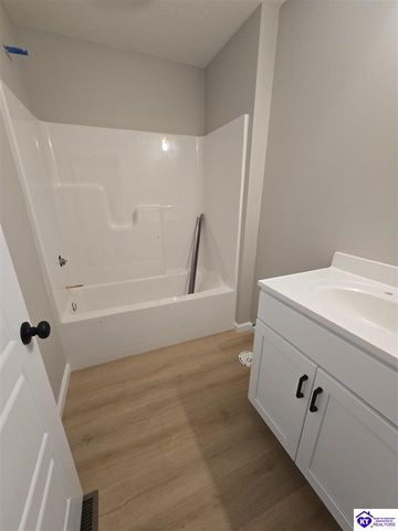 215 E Brown Street, Elizabethtown, KY 42701