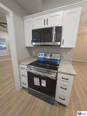 215 E Brown Street, Elizabethtown, KY 42701