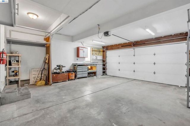 2380 Cabrillo Dr, Hayward, CA 94545