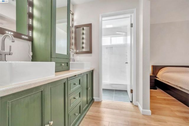 2380 Cabrillo Dr, Hayward, CA 94545