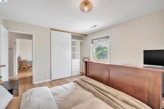 2380 Cabrillo Dr, Hayward, CA 94545