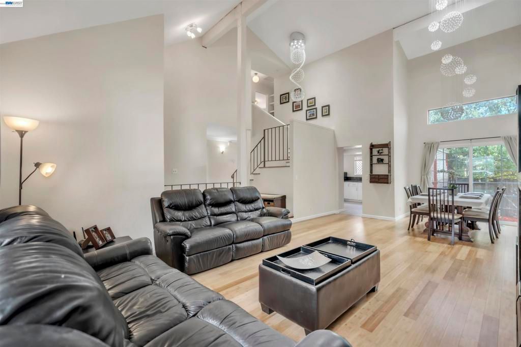 2380 Cabrillo Dr, Hayward, CA 94545