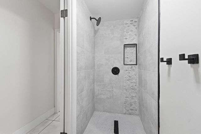 6678 Racquet Club Drive 209, Fort Lauderdale, FL 33319