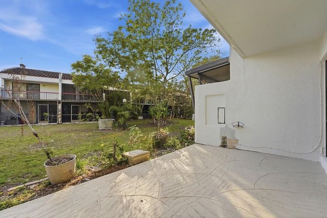 6678 Racquet Club Drive 209, Fort Lauderdale, FL 33319