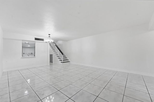 6678 Racquet Club Drive 209, Fort Lauderdale, FL 33319