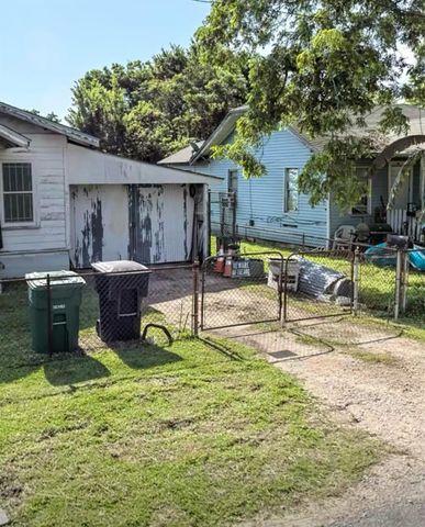 1301 Boulder Street, Houston, TX 77012