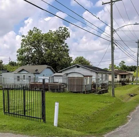 1301 Boulder Street, Houston, TX 77012