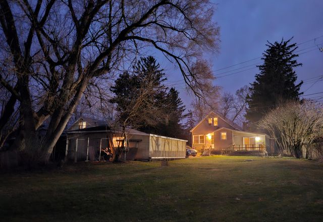 57751 Grand River Avenue, New Hudson, MI 48165