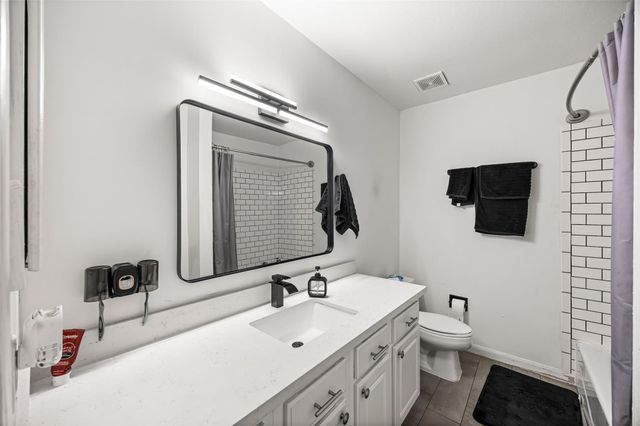 810 Augusta Drive 810, Houston, TX 77057