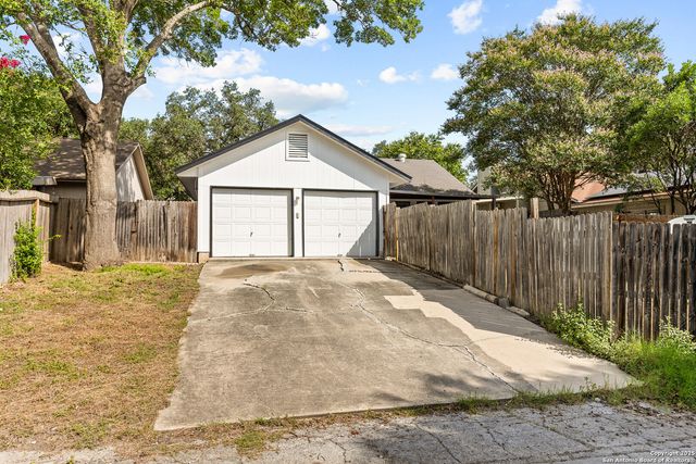 12126 Lemon Blossom, San Antonio, TX 78247