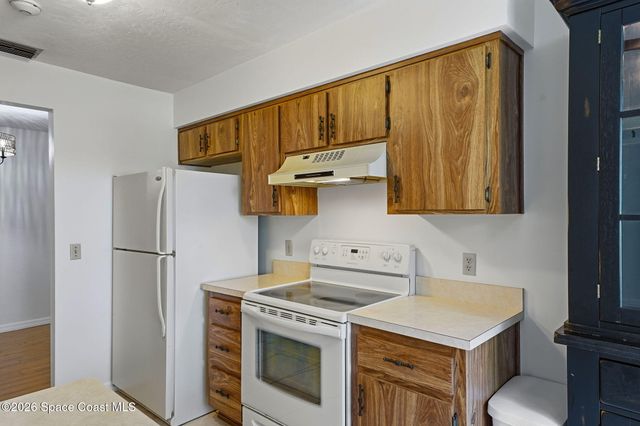 9020 York Lane 10h, West Melbourne, FL 32904