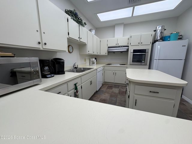 9020 York Lane 10h, West Melbourne, FL 32904