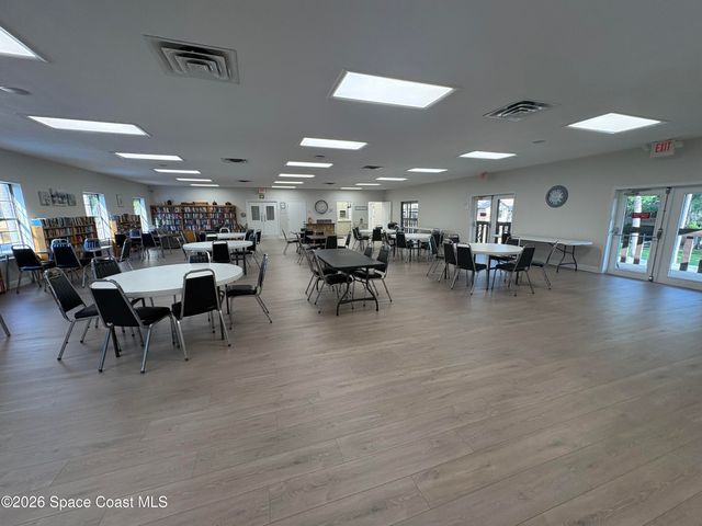 9020 York Lane 10h, West Melbourne, FL 32904