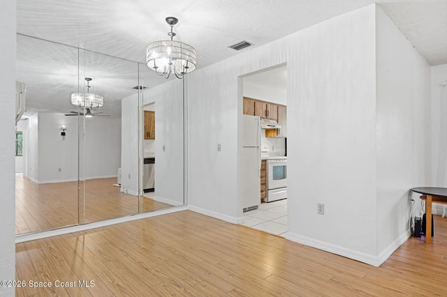 9020 York Lane 10h, West Melbourne, FL 32904