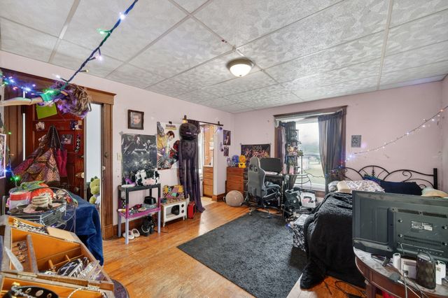 1332 Braden Avenue, Chariton, IA 50049