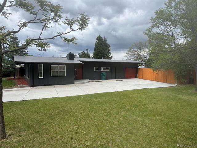450 Yukon Street, Lakewood, CO 80226