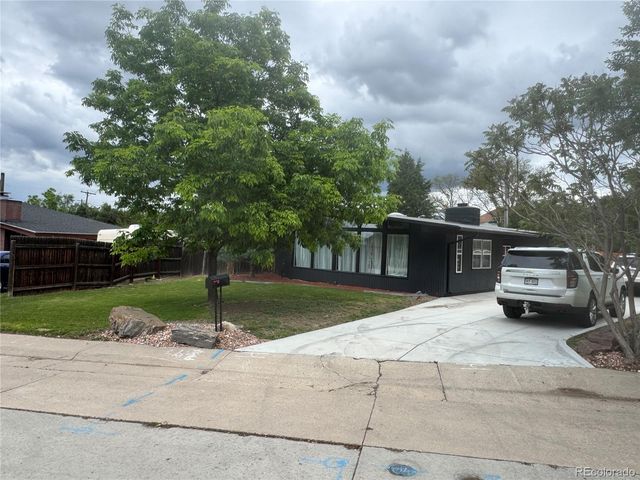 450 Yukon Street, Lakewood, CO 80226