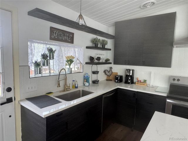 450 Yukon Street, Lakewood, CO 80226