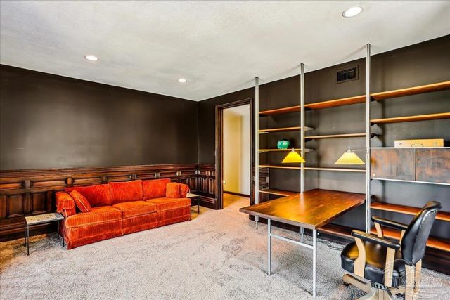 320 N Sunset Blvd, Gulf Breeze, FL 32561