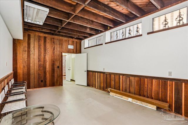 320 N Sunset Blvd, Gulf Breeze, FL 32561