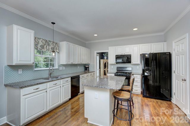 6113 Oxwynn Lane, Charlotte, NC 28270