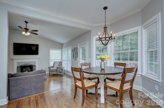 6113 Oxwynn Lane, Charlotte, NC 28270