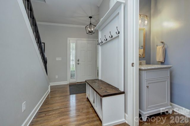 6113 Oxwynn Lane, Charlotte, NC 28270