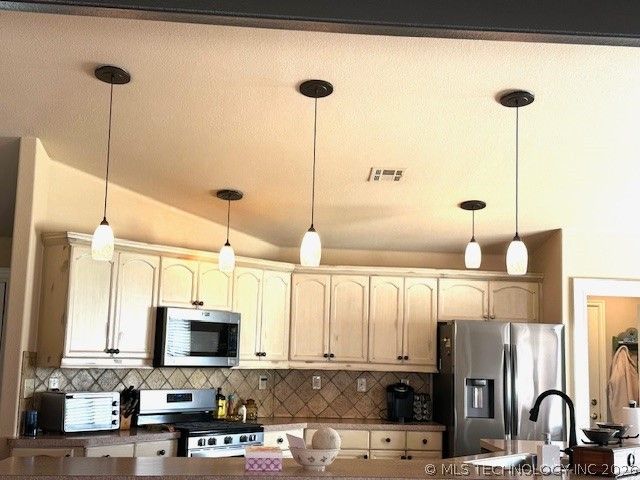 69935 S 340 Avenue, Wagoner, OK 74467