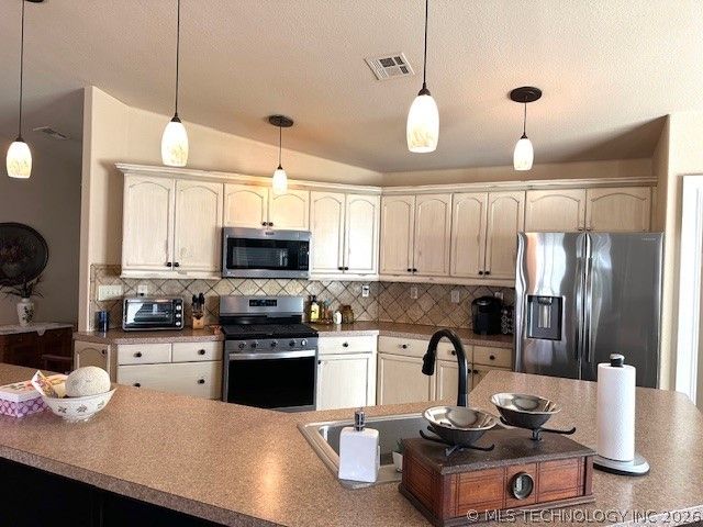 69935 S 340 Avenue, Wagoner, OK 74467