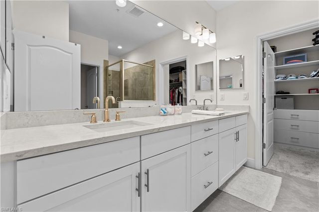 2280 Priory LN # 1106, Naples, FL 34120