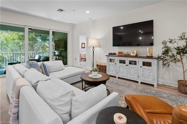 2280 Priory LN # 1106, Naples, FL 34120