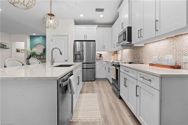 2280 Priory LN # 1106, Naples, FL 34120