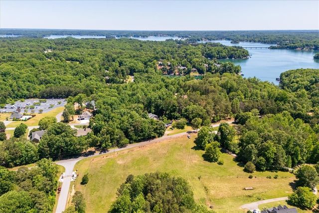 119 Woods Drive, West Union, SC 29696