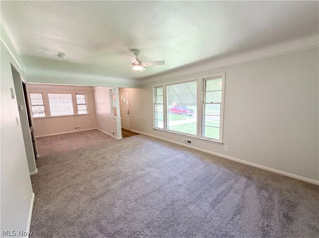 13606 Carpenter Road, Cleveland, OH 44125