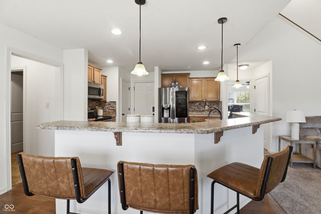 2946 S Colton Road, New Palestine, IN 46163