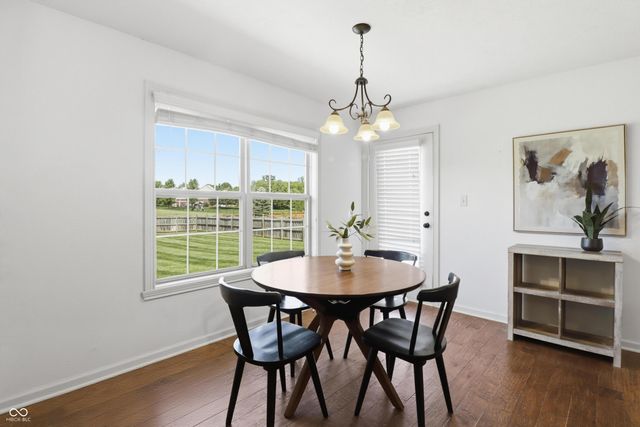 2946 S Colton Road, New Palestine, IN 46163