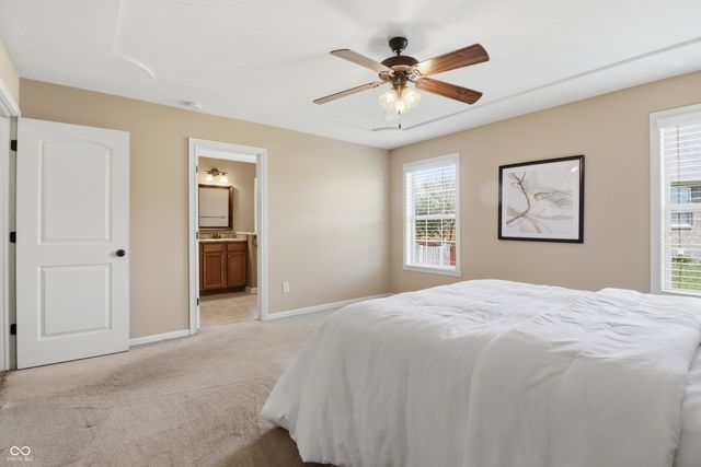 2946 S Colton Road, New Palestine, IN 46163